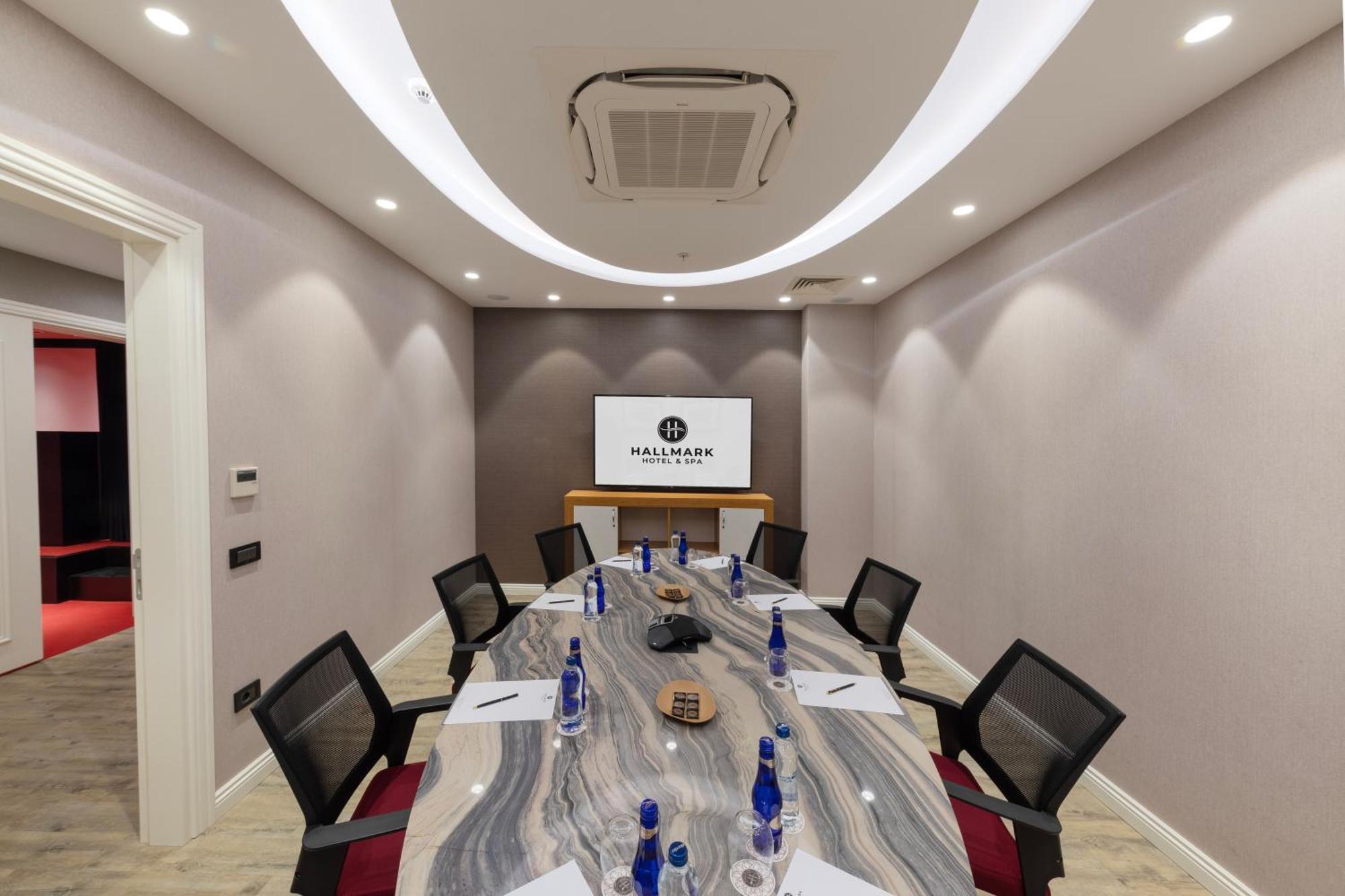 Hallmark Hotel & Spa Istanbul Bagian luar foto