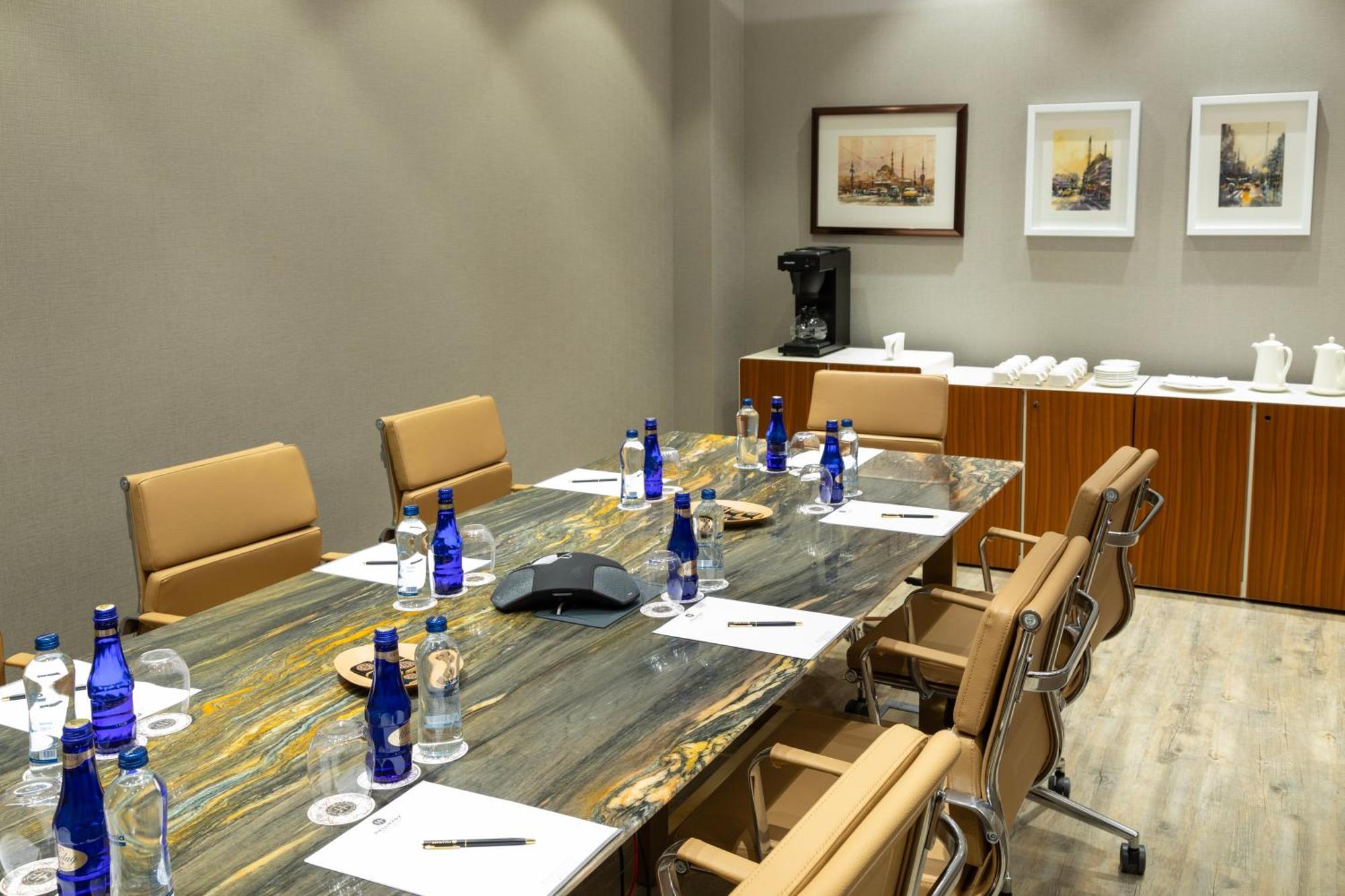 Hallmark Hotel & Spa Istanbul Bagian luar foto