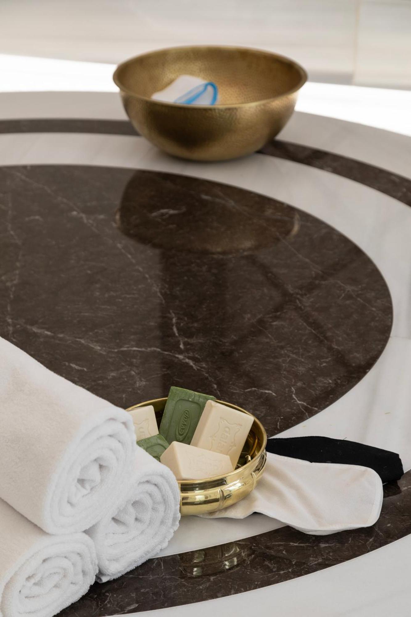 Hallmark Hotel & Spa Istanbul Bagian luar foto